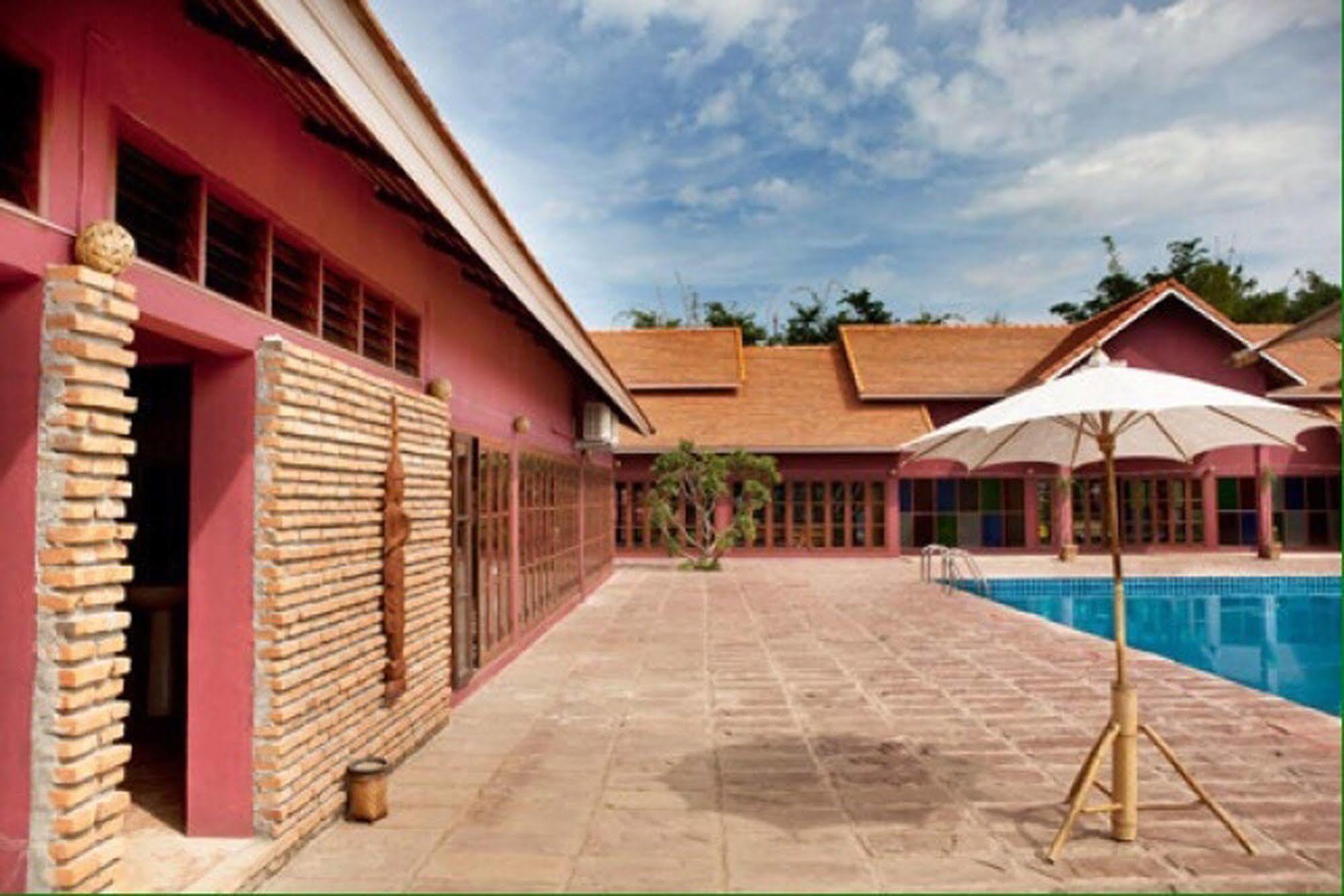 Chiangmai Royal Creek Hotel Hang Dong Dış mekan fotoğraf